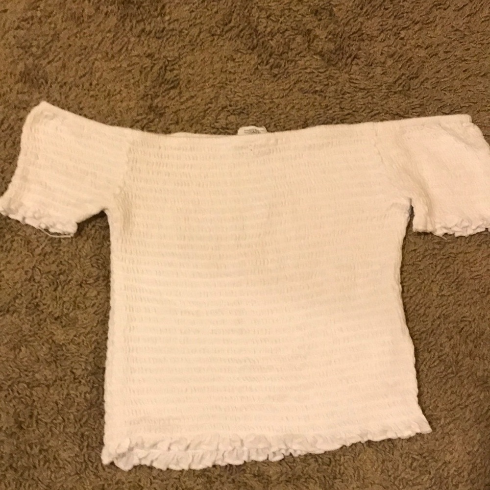White crop top